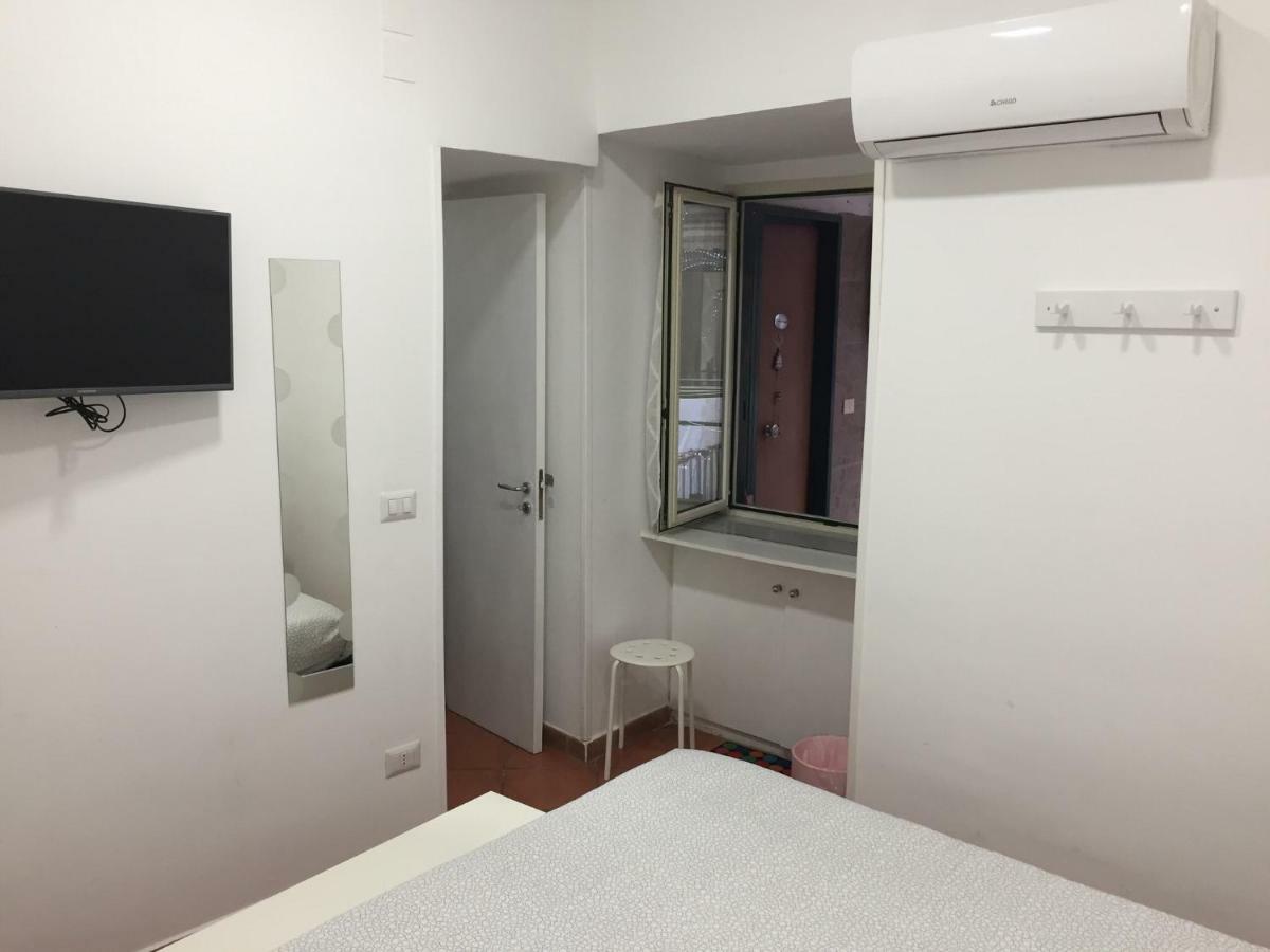 Apartment Simpa Neapel